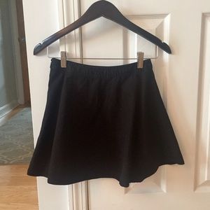 FOREVER 21 Skater Skirt (XS)